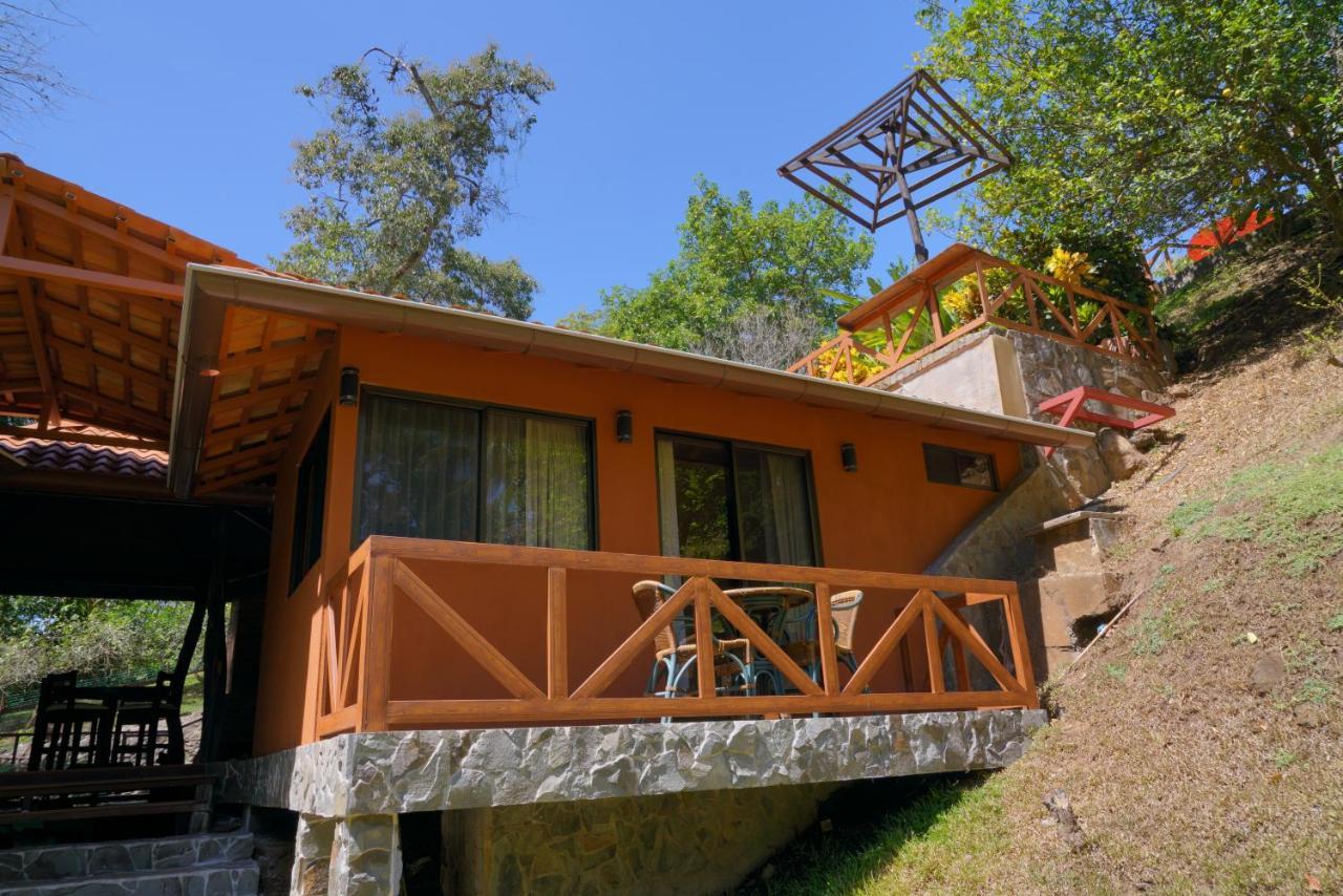 Hotel Poza Blanca Lodge San Mateo 外观 照片