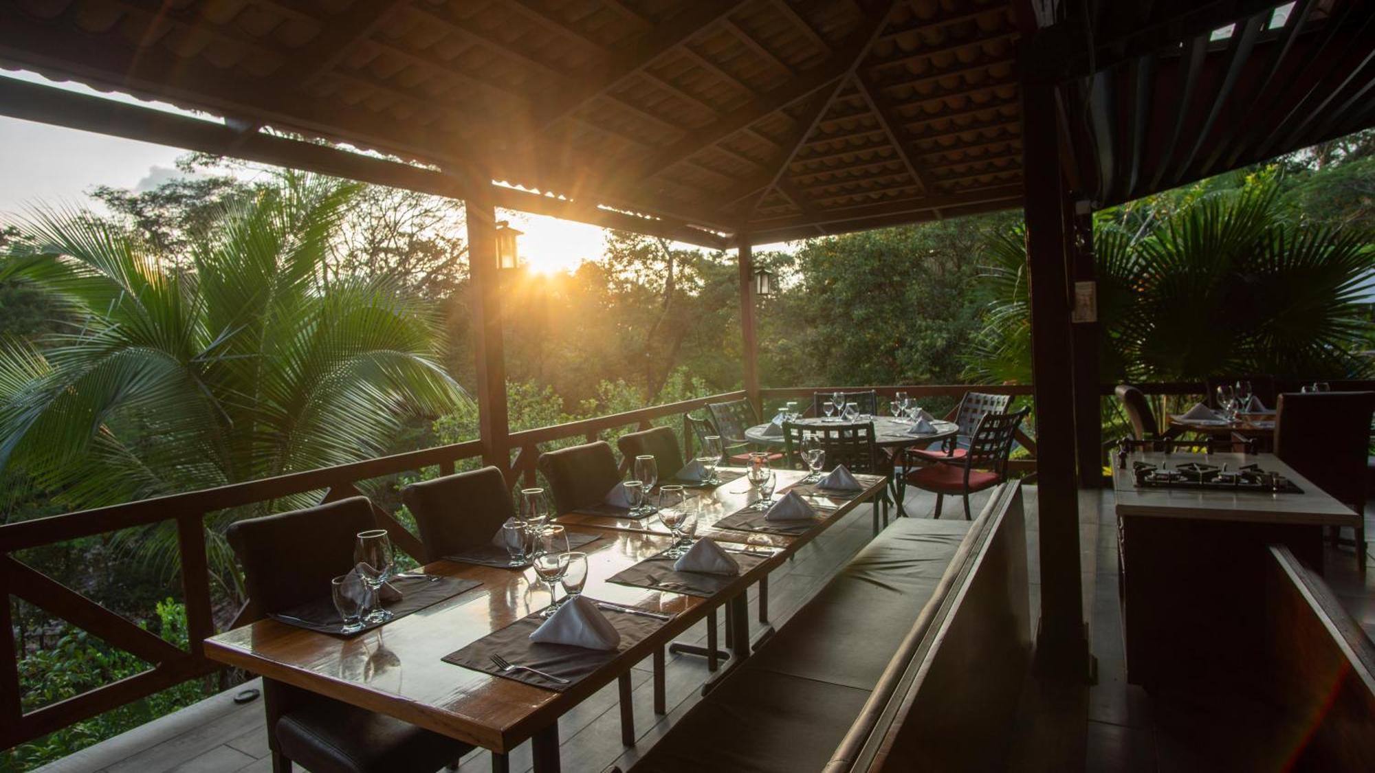 Hotel Poza Blanca Lodge San Mateo 外观 照片