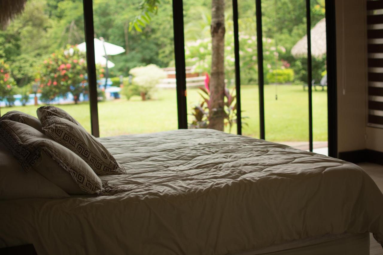 Hotel Poza Blanca Lodge San Mateo 外观 照片