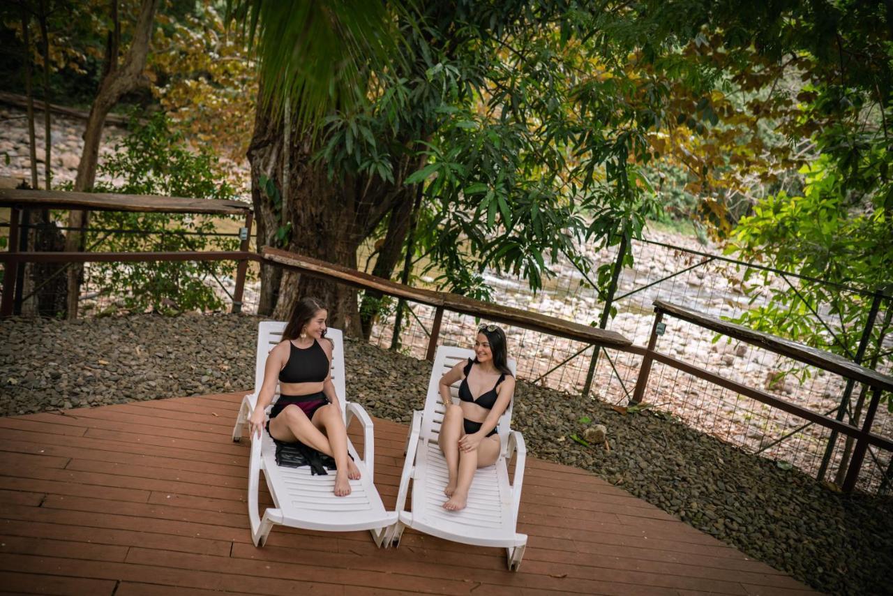 Hotel Poza Blanca Lodge San Mateo 外观 照片