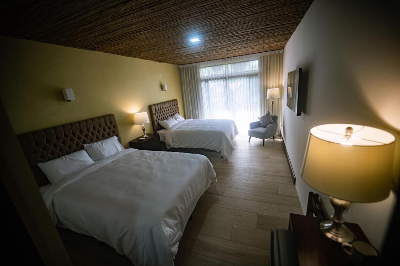 Hotel Poza Blanca Lodge San Mateo 外观 照片